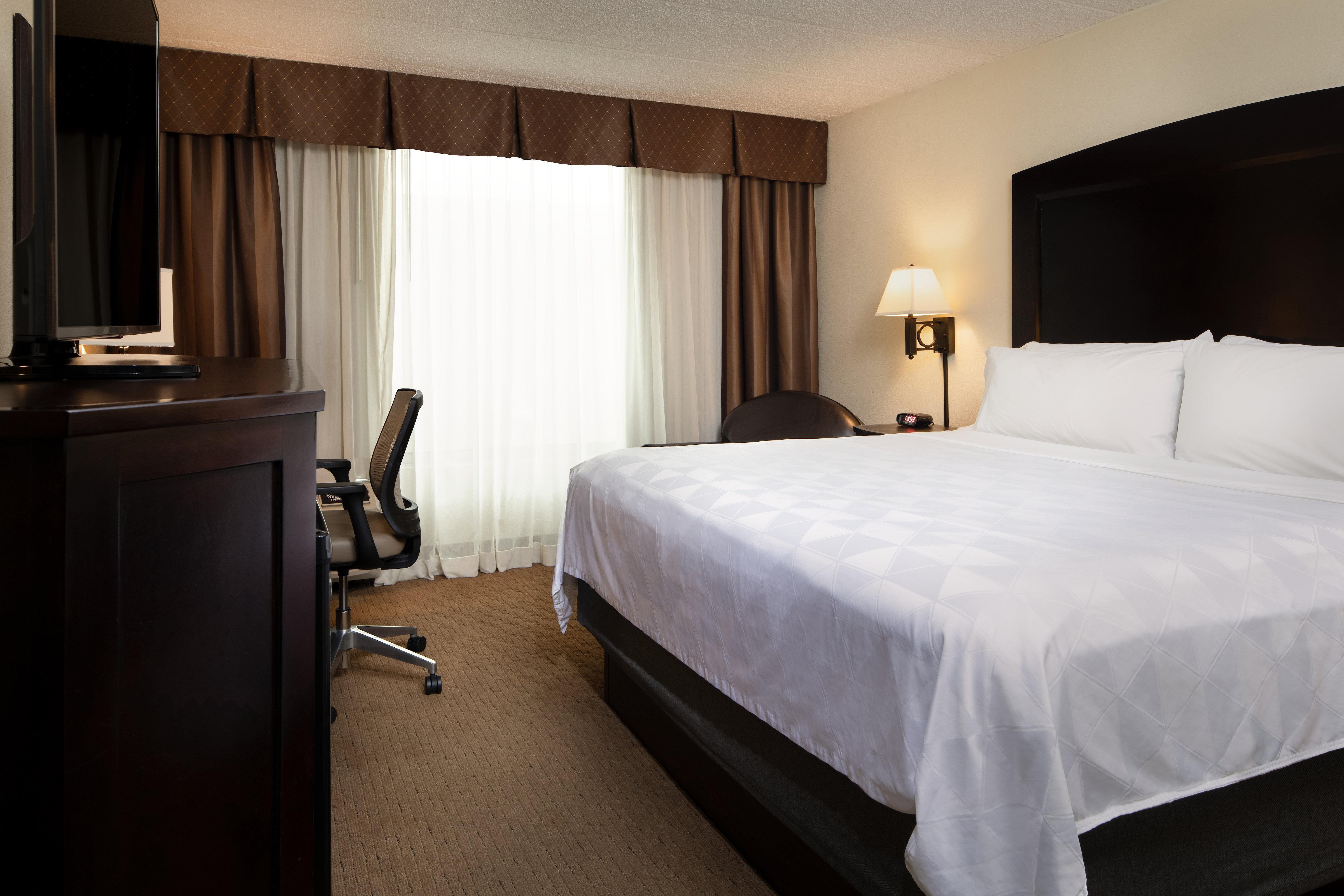 Holiday Inn And Suites Charleston West, An Ihg Hotel Zewnętrze zdjęcie
